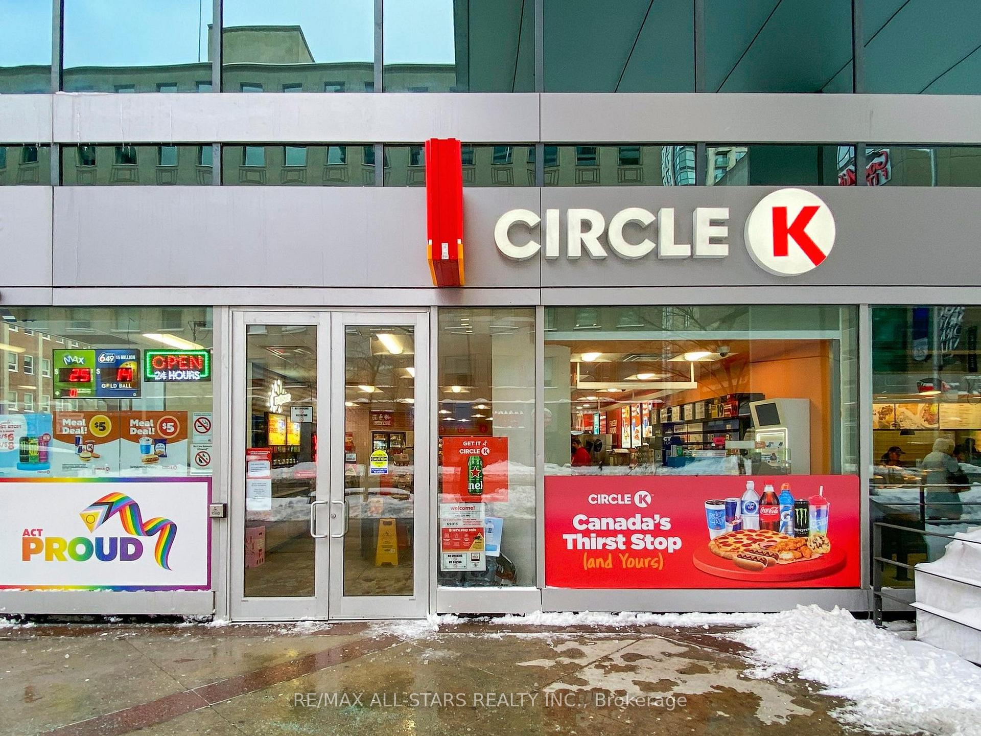 Photo 22 of Unit 611, 85 Bloor Street E, Toronto, Church-Yonge Corridor — HOMEH