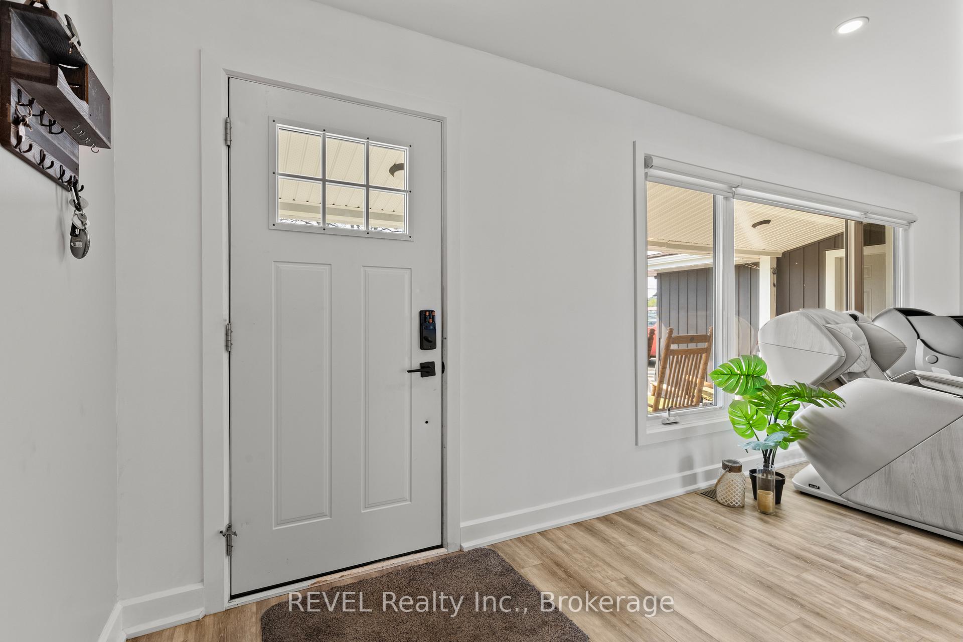 Photo 5 of 3290 Switch Road, Fort Erie, Black Creek — HOMEH