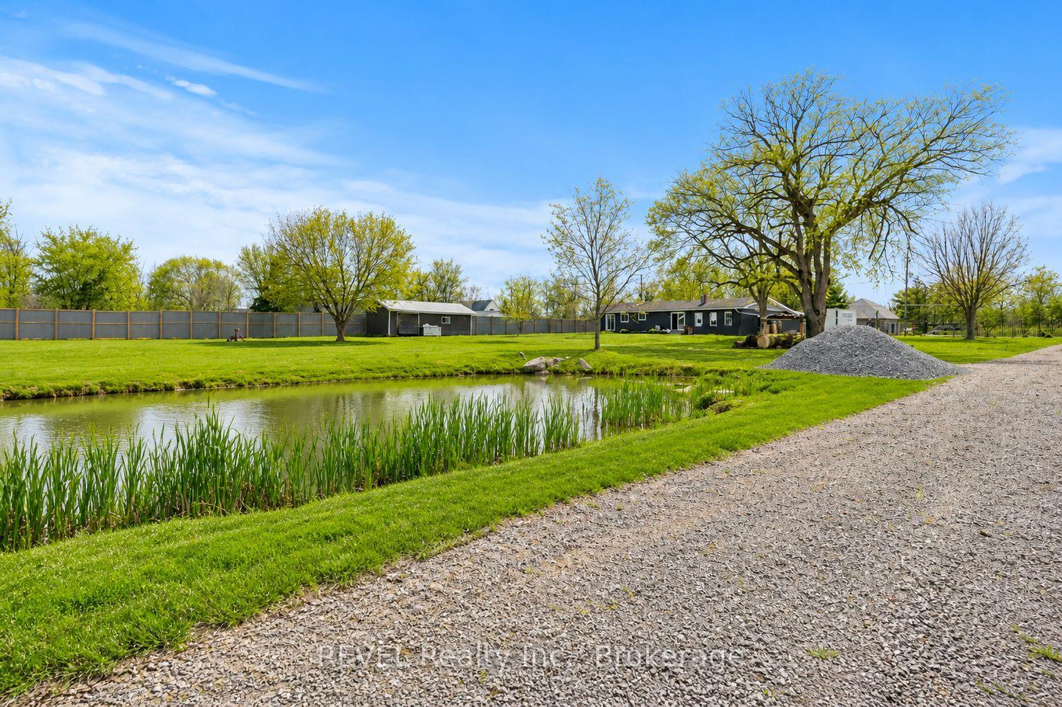 Photo 39 of 3290 Switch Road, Fort Erie, Black Creek — HOMEH