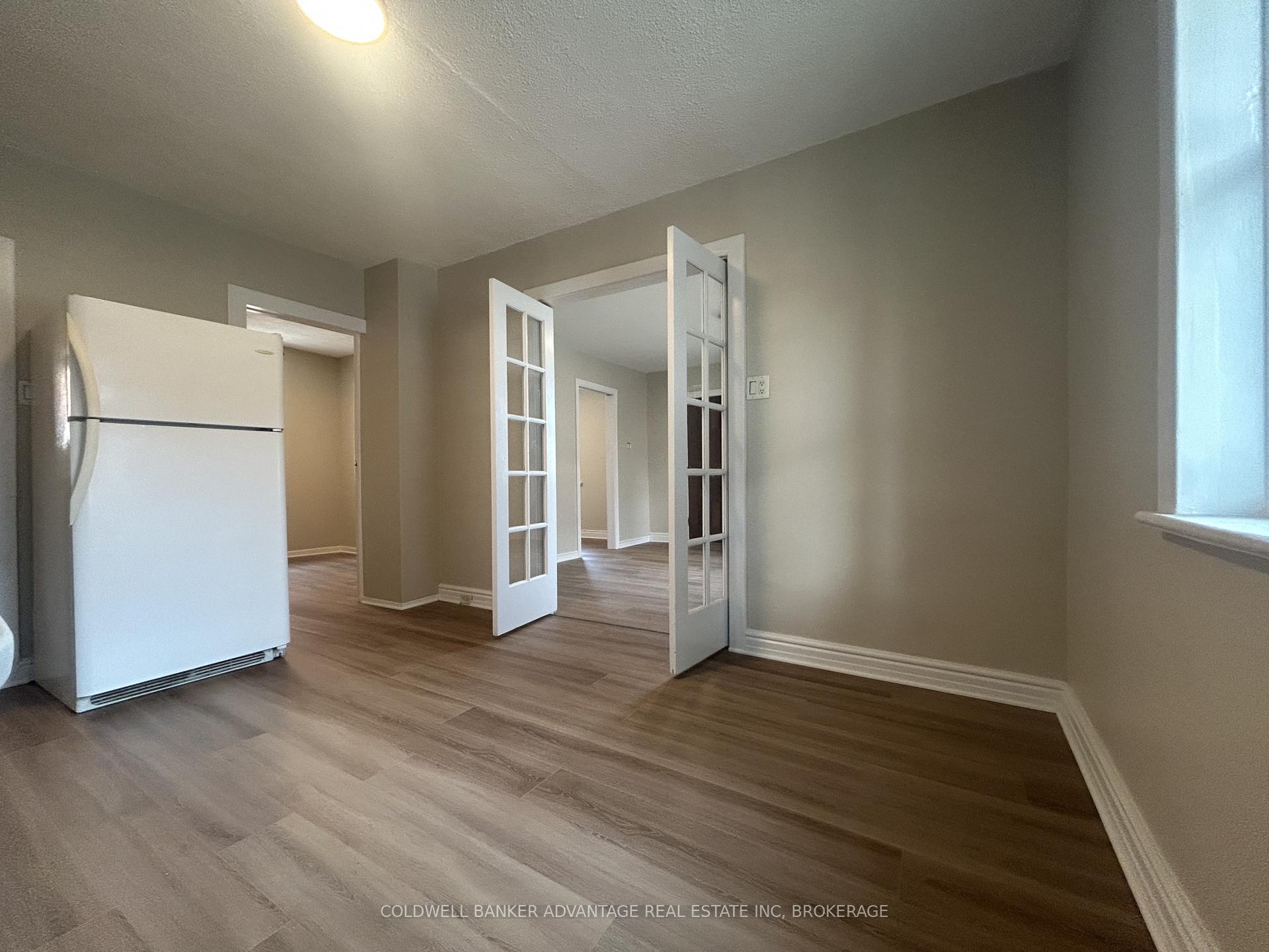 Photo 14 of 36 Sanford Street, Barrie, Sanford — HOMEH