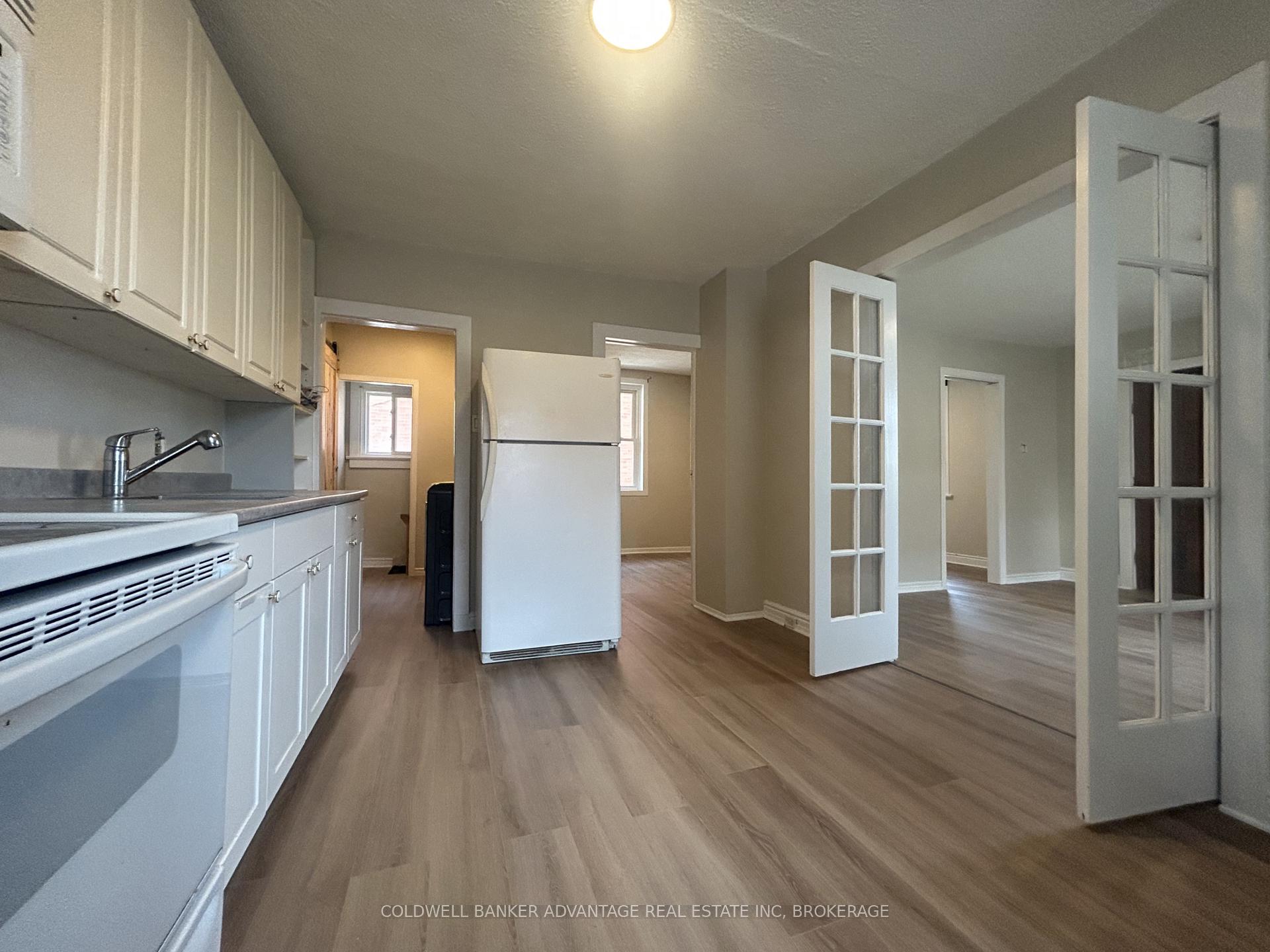 Photo 15 of 36 Sanford Street, Barrie, Sanford — HOMEH