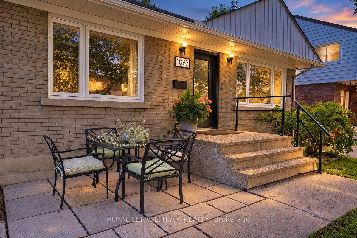 Photo 2 of 1067 Bakervale Drive, Ottawa, Carlington — HOMEH