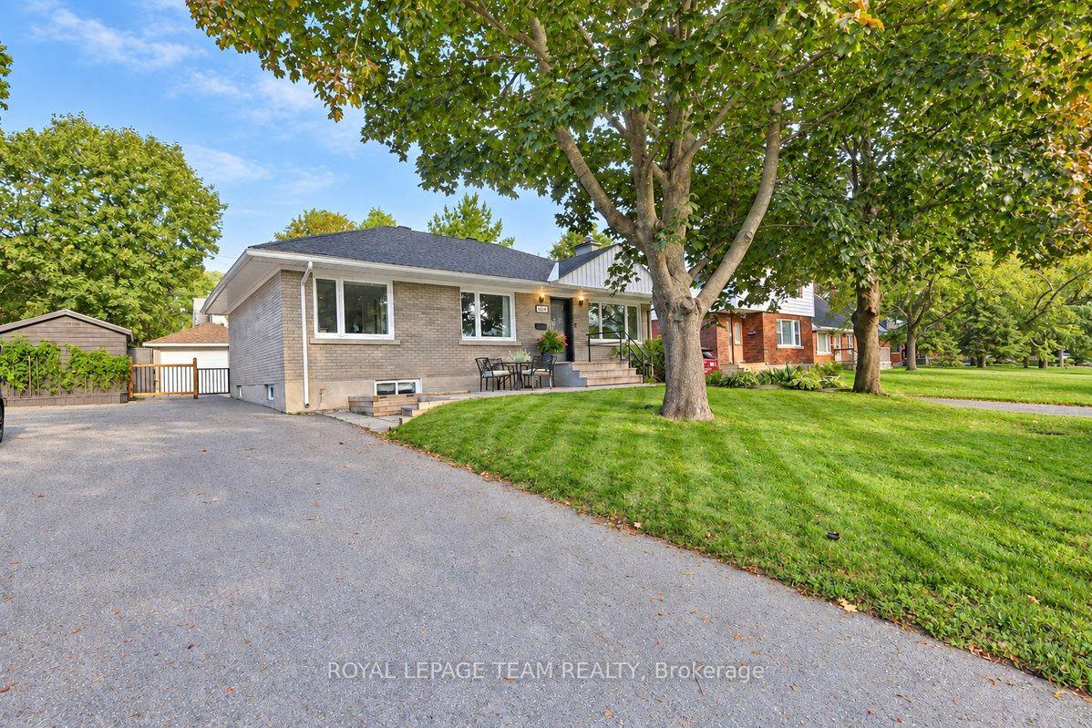 Photo 4 of 1067 Bakervale Drive, Ottawa, Carlington — HOMEH