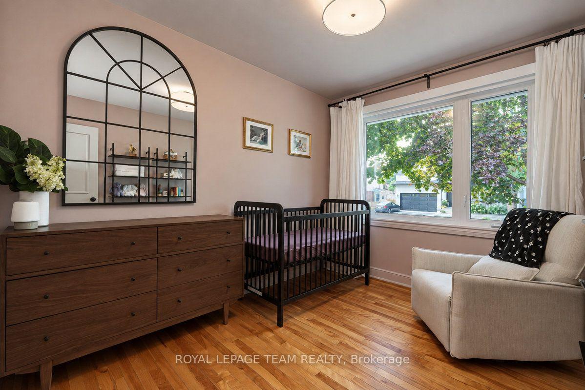 Photo 23 of 1067 Bakervale Drive, Ottawa, Carlington — HOMEH