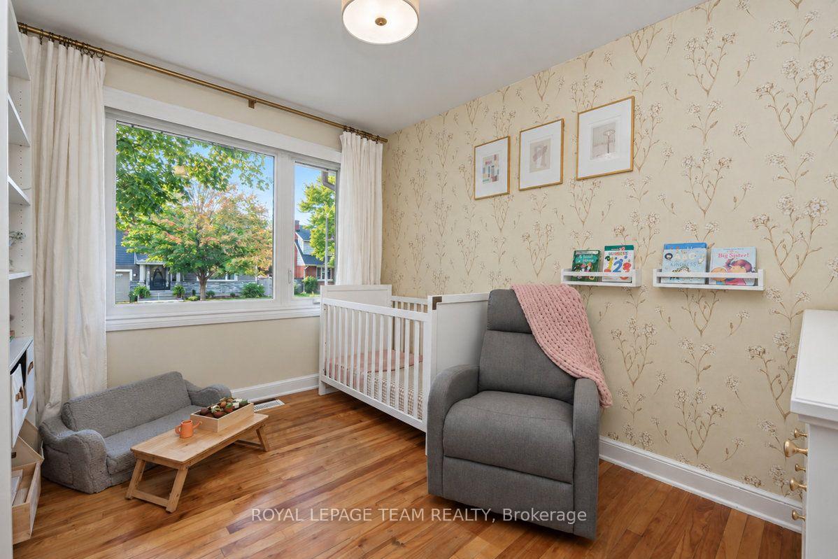 Photo 24 of 1067 Bakervale Drive, Ottawa, Carlington — HOMEH
