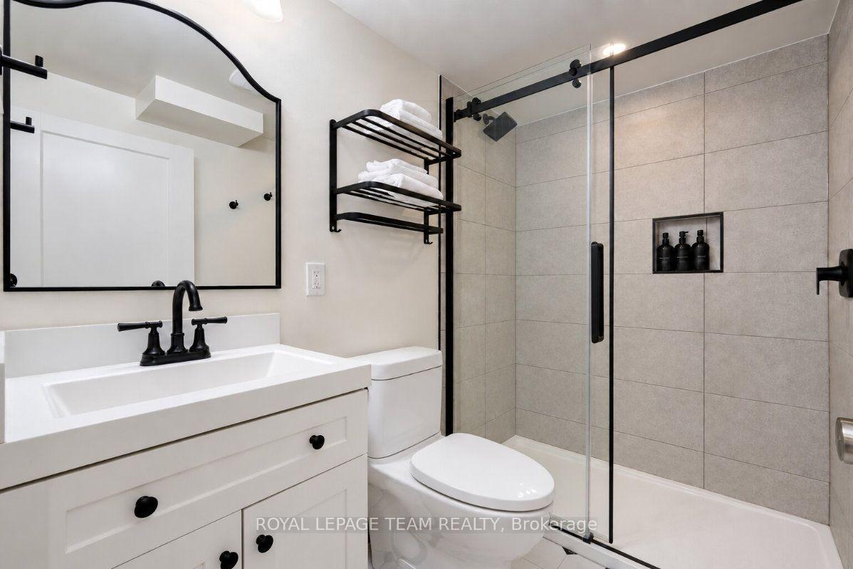 Photo 35 of 1067 Bakervale Drive, Ottawa, Carlington — HOMEH