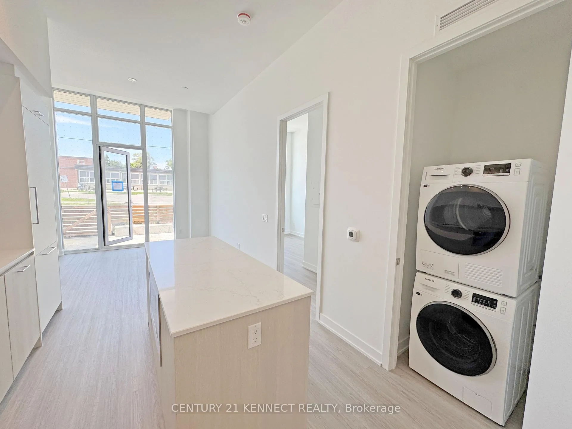 Photo 9 of Unit 101, 8188 Yonge Street, Vaughan, Uplands — HOMEH