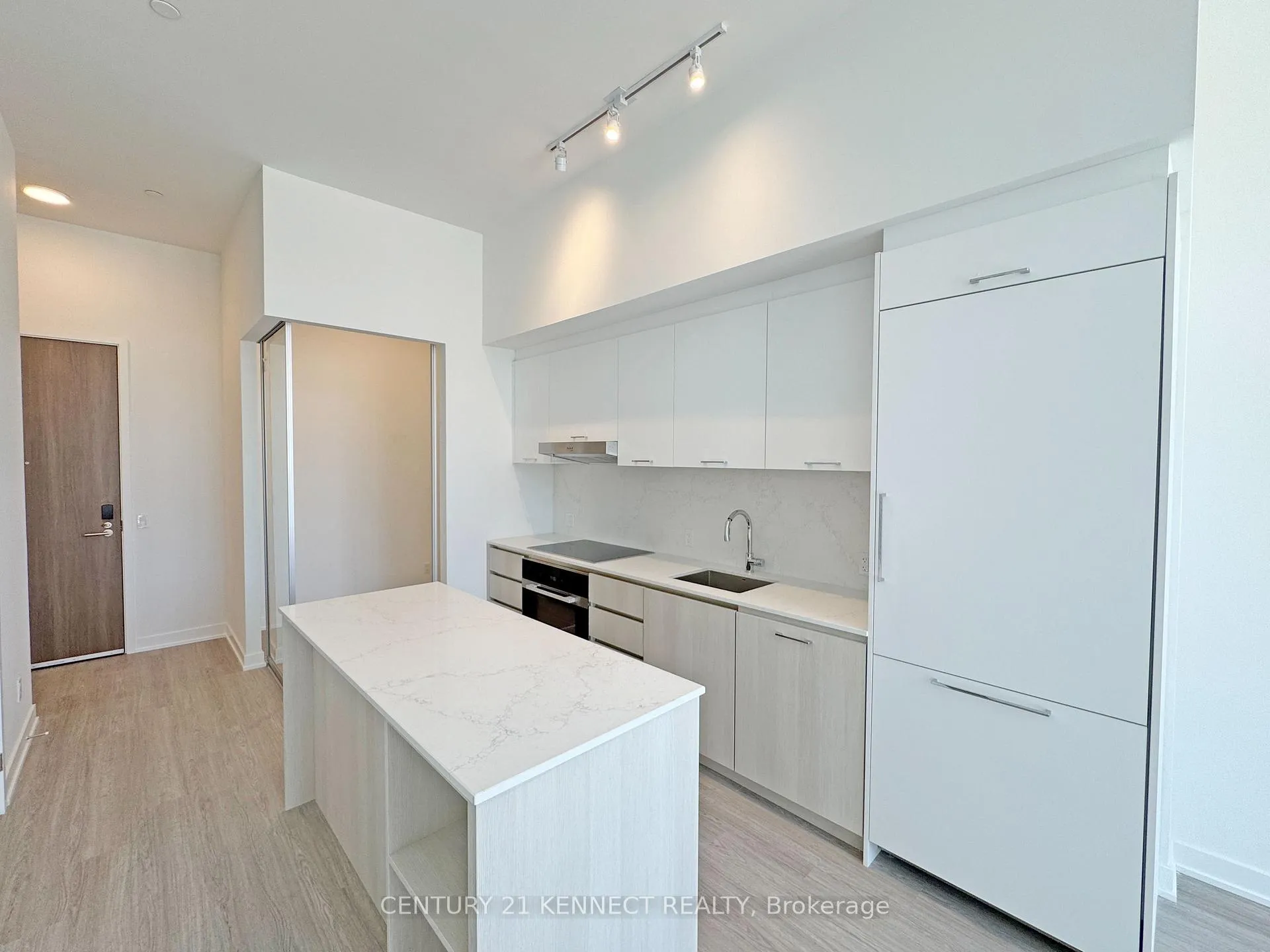 Photo 11 of Unit 101, 8188 Yonge Street, Vaughan, Uplands — HOMEH