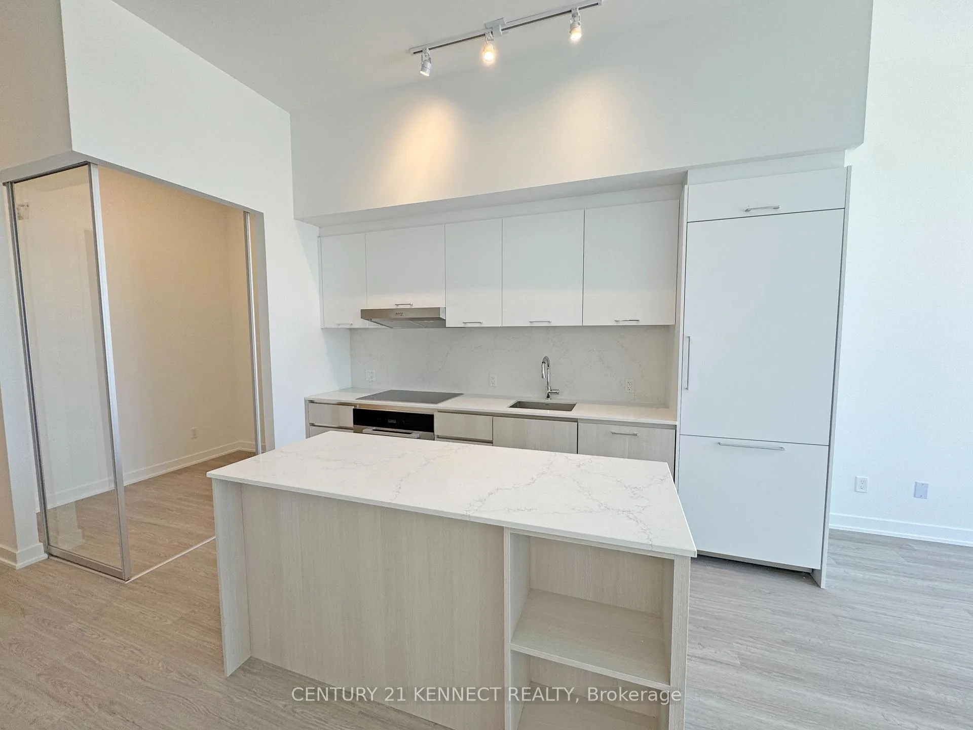 Photo 12 of Unit 101, 8188 Yonge Street, Vaughan, Uplands — HOMEH