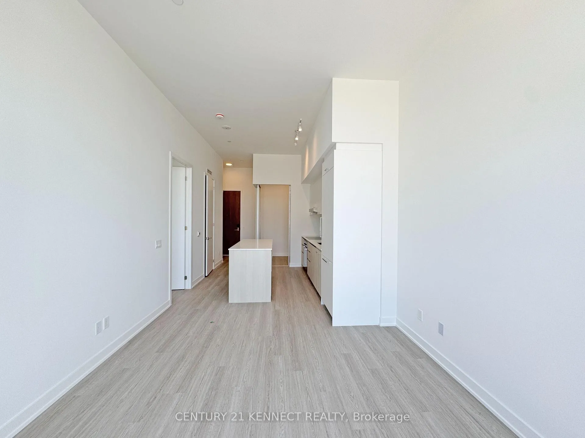 Photo 15 of Unit 101, 8188 Yonge Street, Vaughan, Uplands — HOMEH