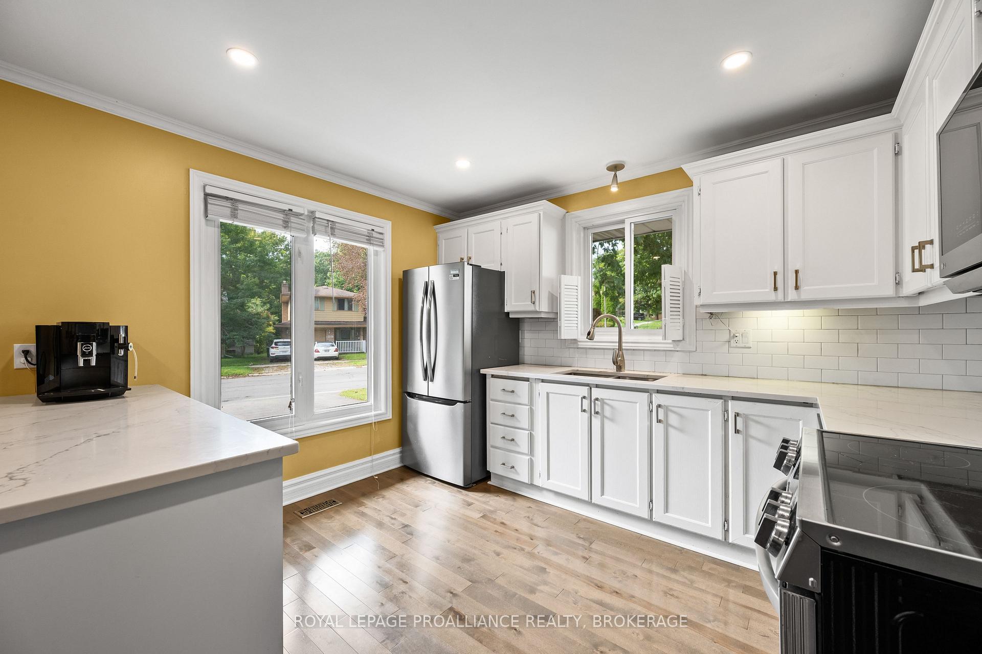 Photo 11 of 1212 Prince Charles Drive, Kingston, South of Taylor-Kidd Blvd — HOMEH