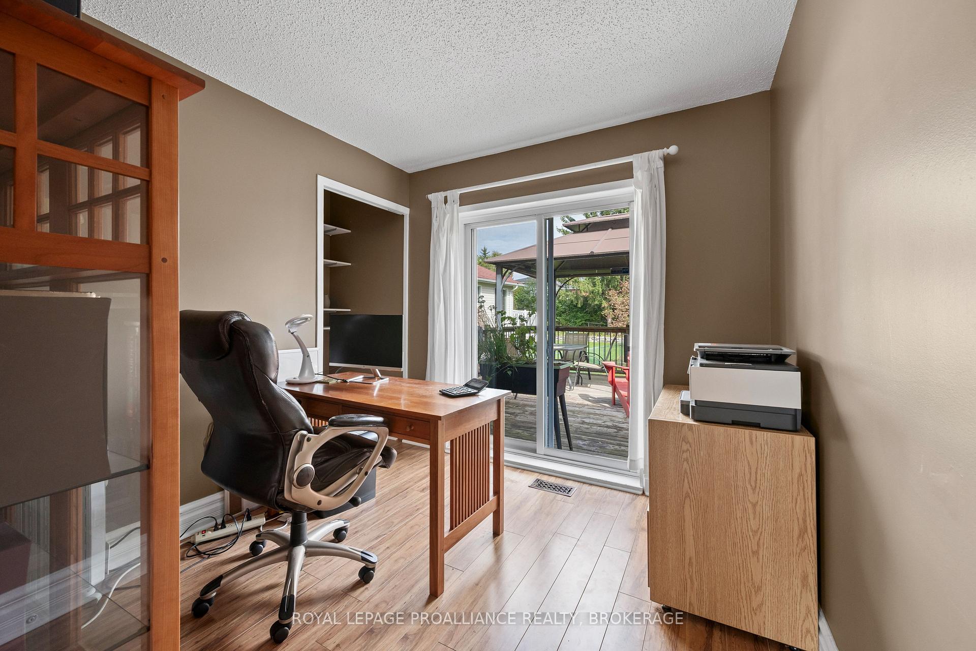 Photo 15 of 1212 Prince Charles Drive, Kingston, South of Taylor-Kidd Blvd — HOMEH