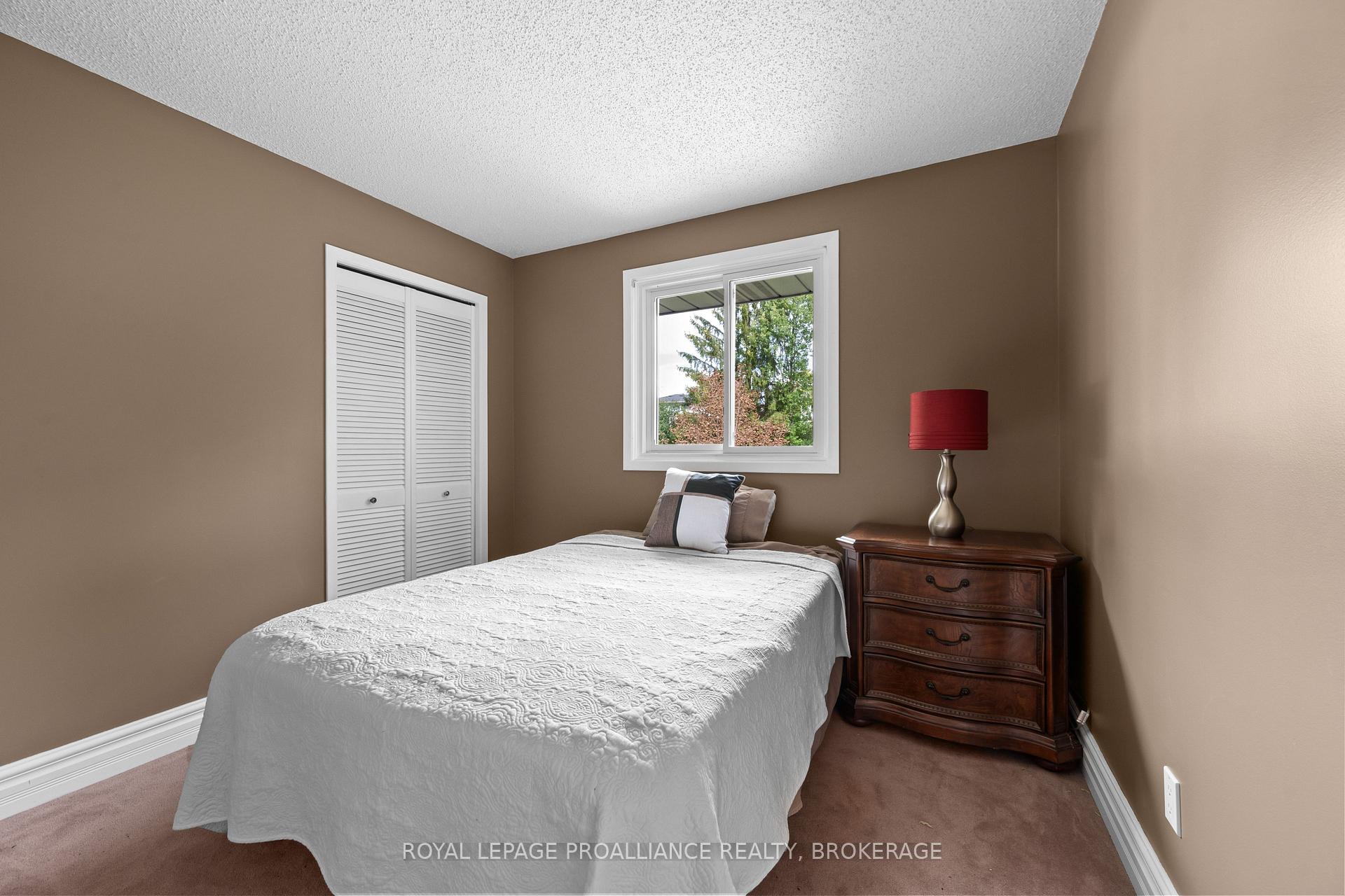 Photo 19 of 1212 Prince Charles Drive, Kingston, South of Taylor-Kidd Blvd — HOMEH