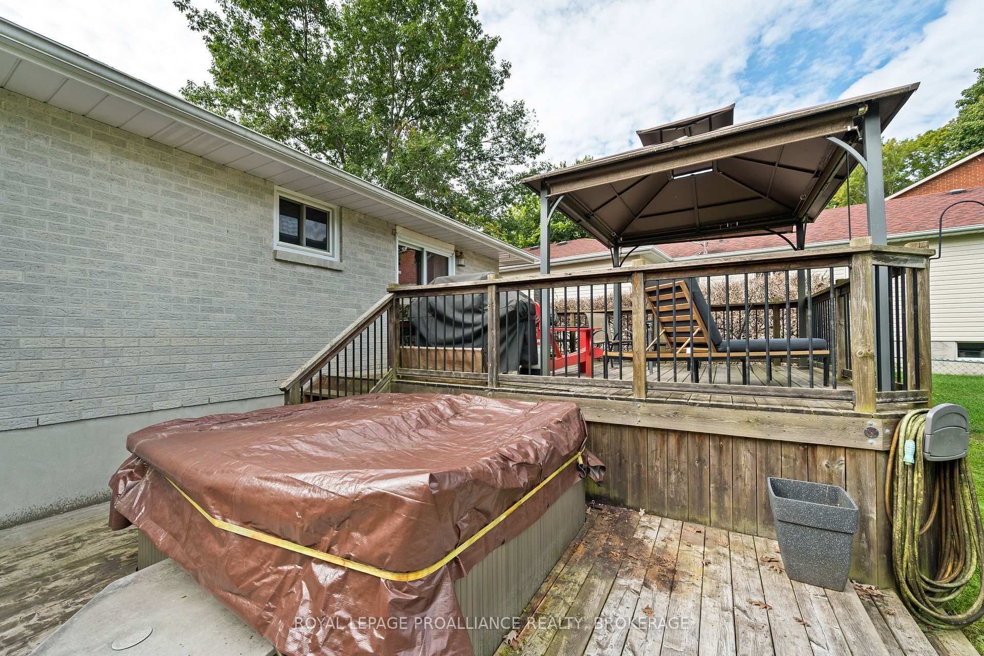 Photo 34 of 1212 Prince Charles Drive, Kingston, South of Taylor-Kidd Blvd — HOMEH