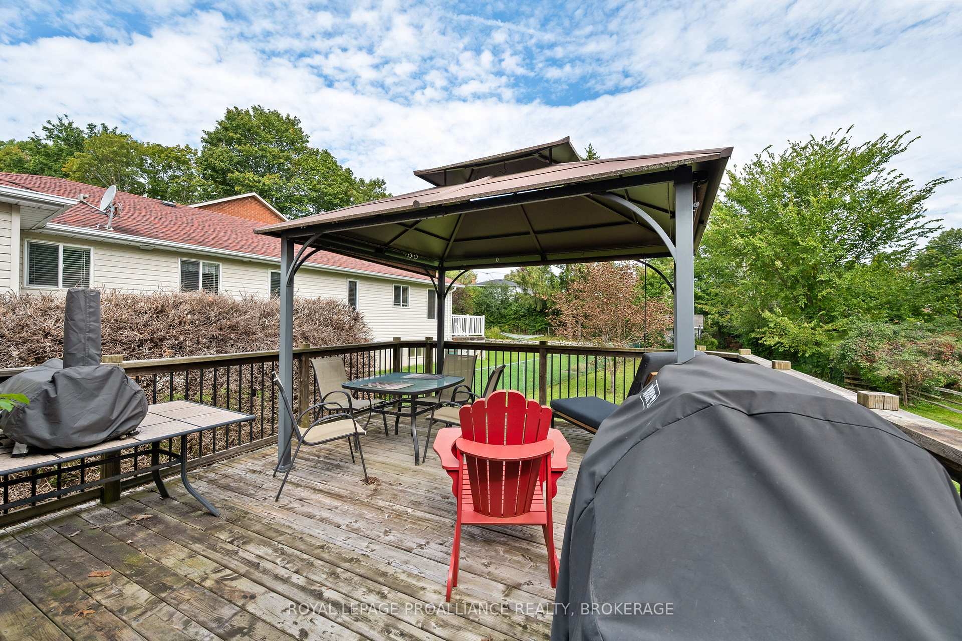 Photo 36 of 1212 Prince Charles Drive, Kingston, South of Taylor-Kidd Blvd — HOMEH