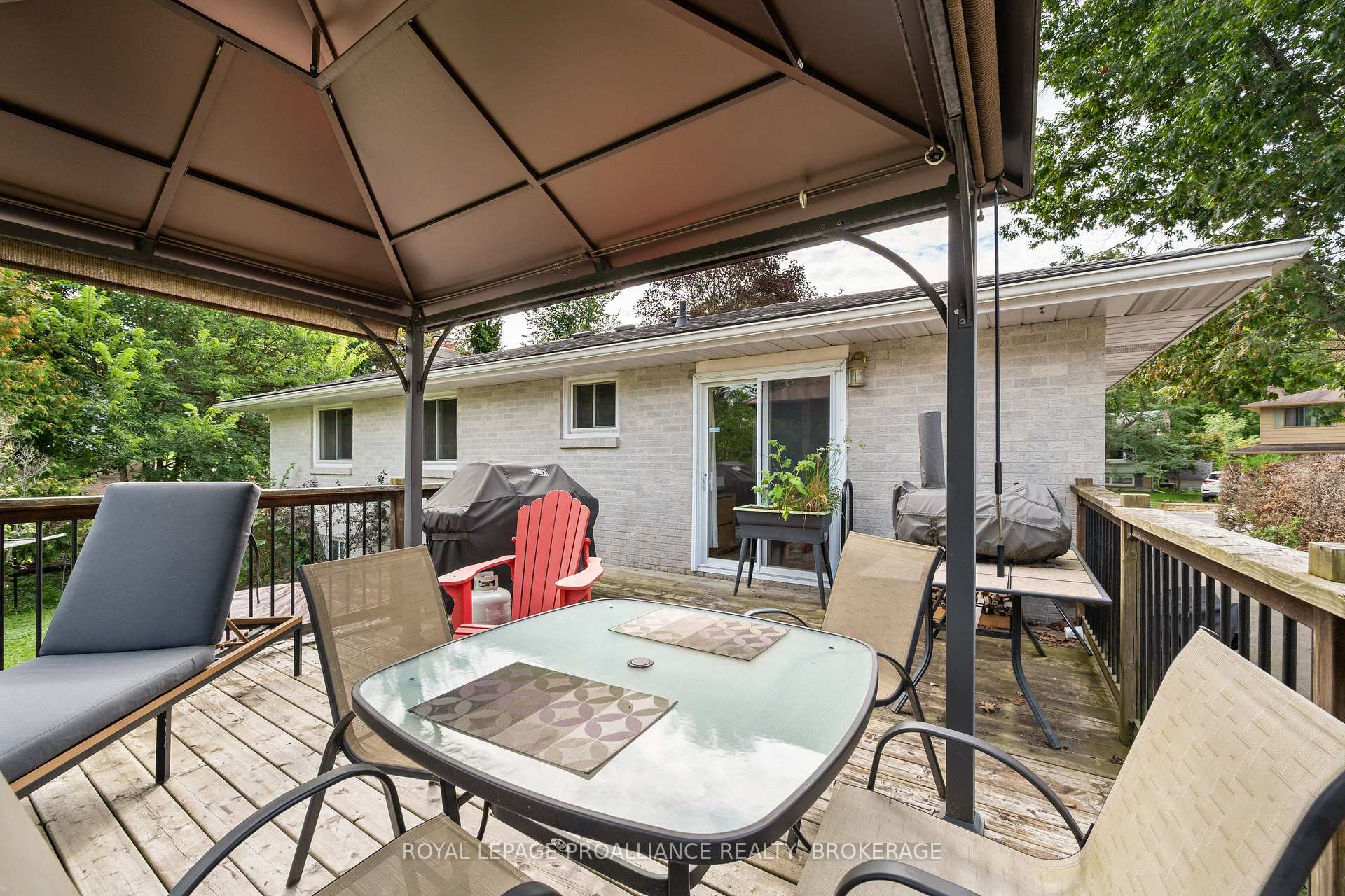 Photo 37 of 1212 Prince Charles Drive, Kingston, South of Taylor-Kidd Blvd — HOMEH
