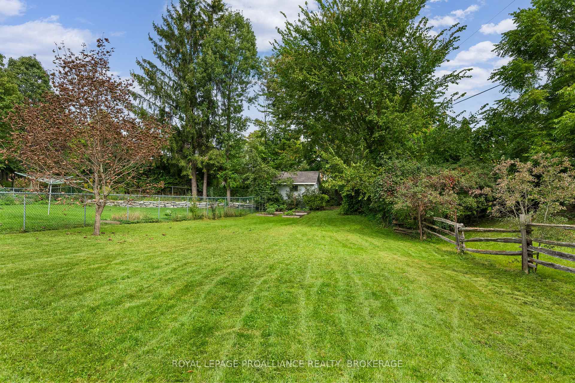 Photo 38 of 1212 Prince Charles Drive, Kingston, South of Taylor-Kidd Blvd — HOMEH