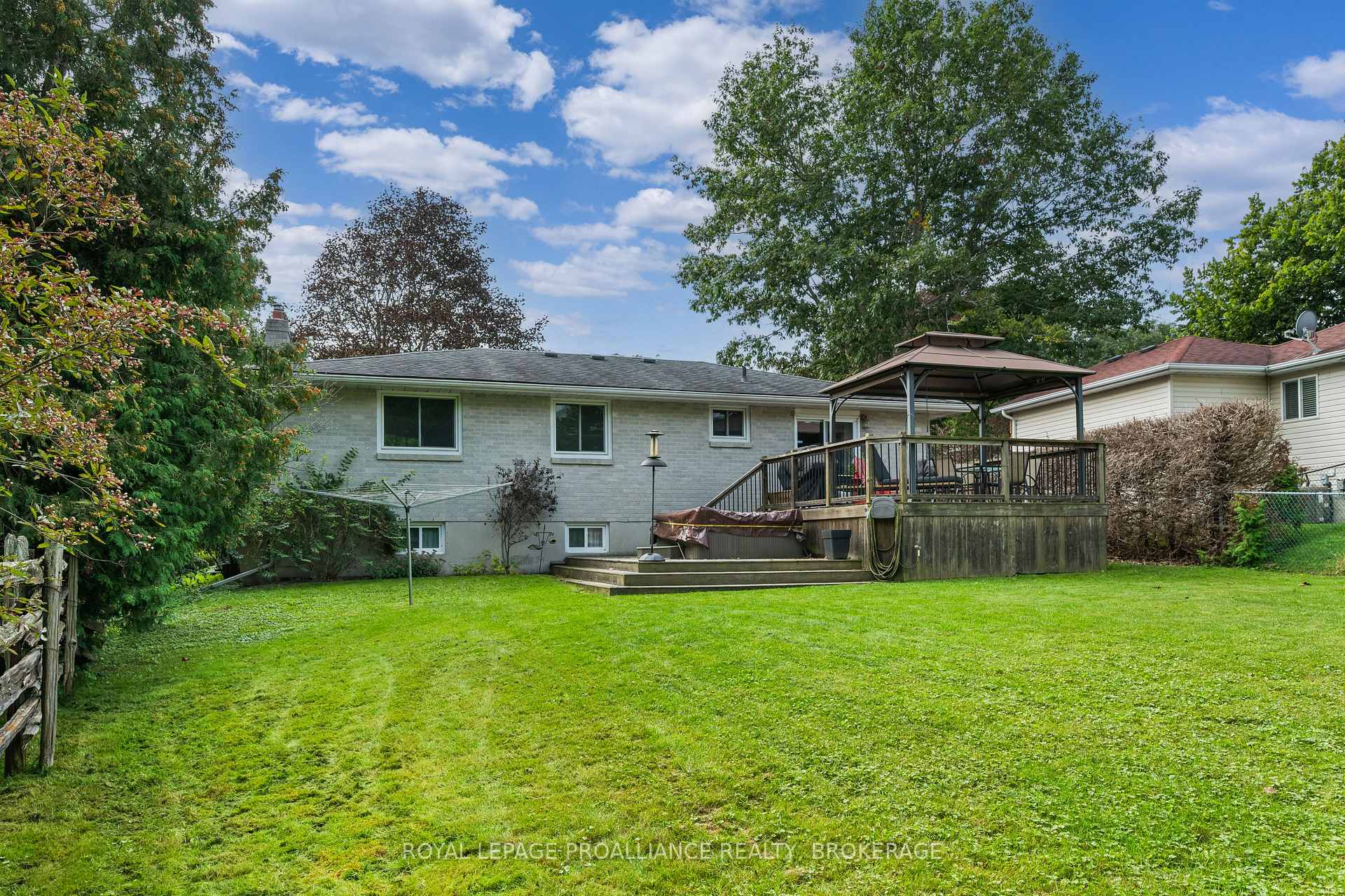 Photo 39 of 1212 Prince Charles Drive, Kingston, South of Taylor-Kidd Blvd — HOMEH