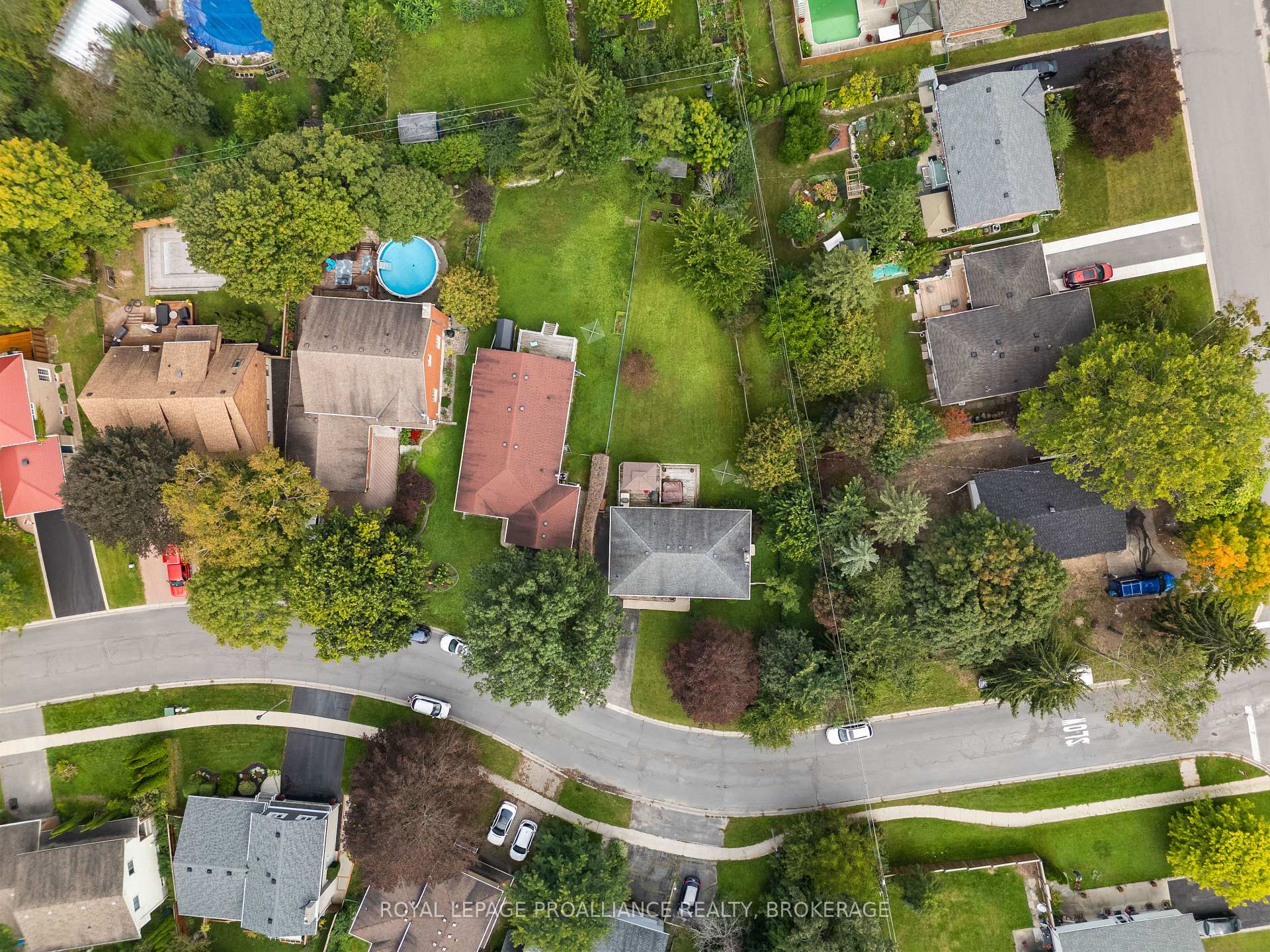 Photo 41 of 1212 Prince Charles Drive, Kingston, South of Taylor-Kidd Blvd — HOMEH