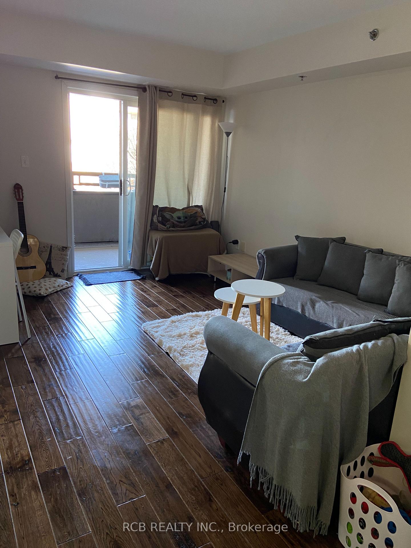 Photo 4 of Unit 227, 3070 Rotary Way, Burlington, Alton — HOMEH
