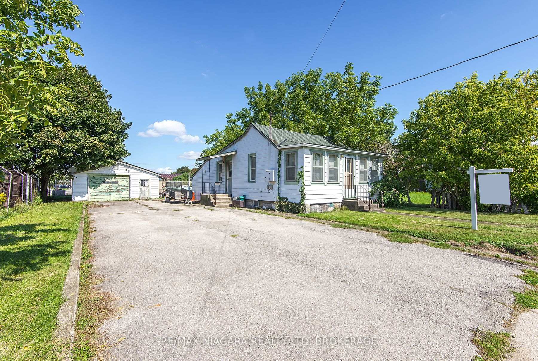 Photo 1 of 220 Fraser Street, Port Colborne, Killaly East — HOMEH