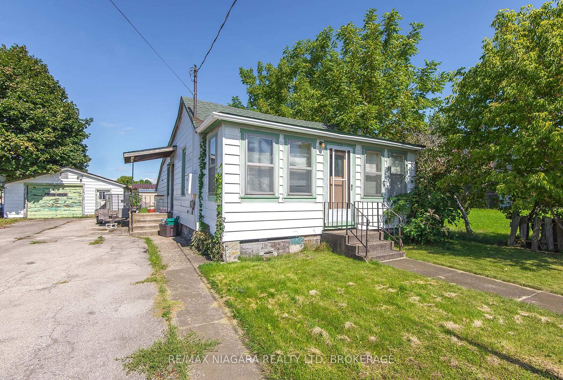 Photo 3 of 220 Fraser Street, Port Colborne, Killaly East — HOMEH