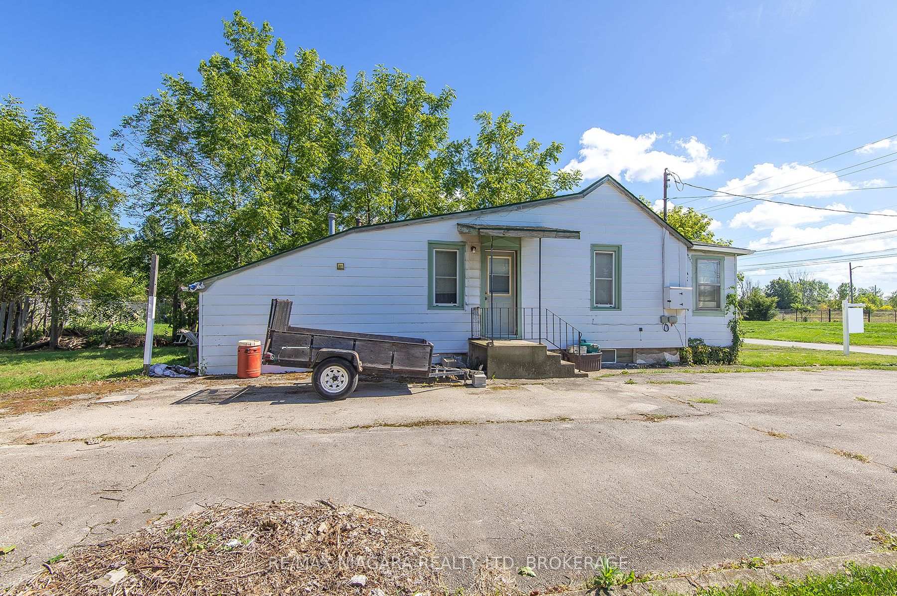 Photo 4 of 220 Fraser Street, Port Colborne, Killaly East — HOMEH