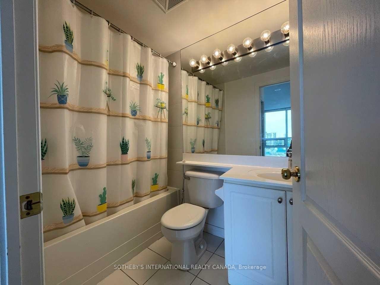 Photo 8 of Unit 1011, 100 Promenade Circle, Vaughan, Brownridge — HOMEH