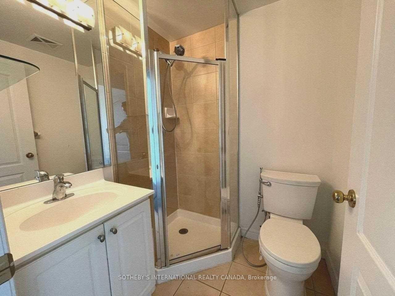 Photo 10 of Unit 1011, 100 Promenade Circle, Vaughan, Brownridge — HOMEH
