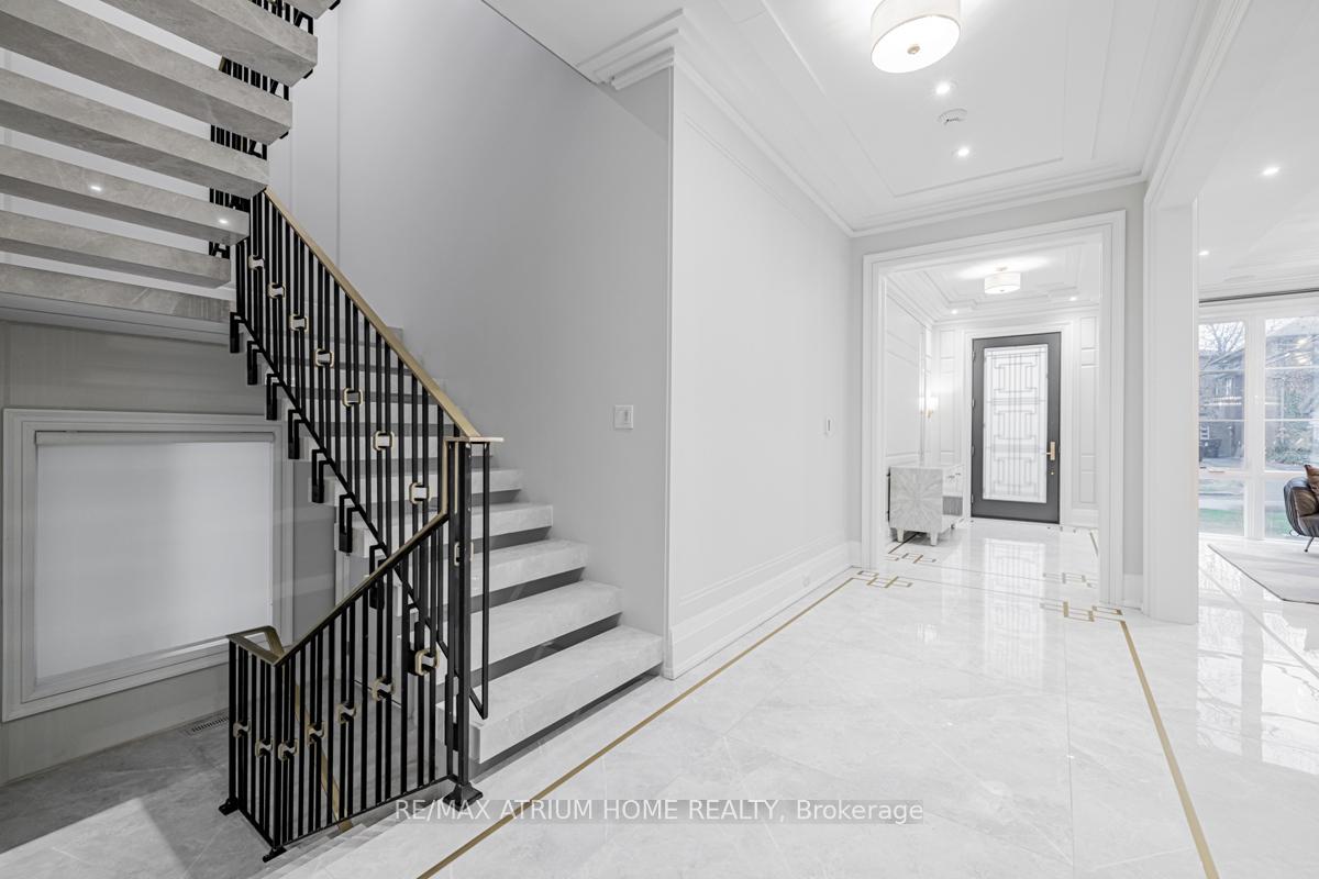 Photo 11 of 319 Richview Avenue, Toronto, Forest Hill South — HOMEH