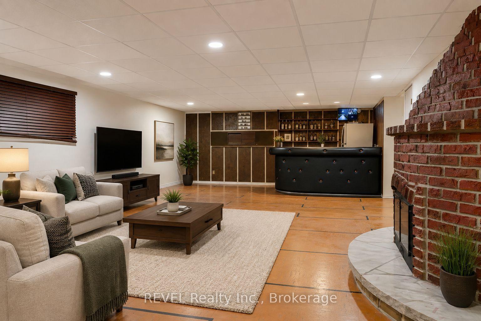 Photo 21 of 7285 Rolling Acres Crescent, Niagara Falls, Casey — HOMEH