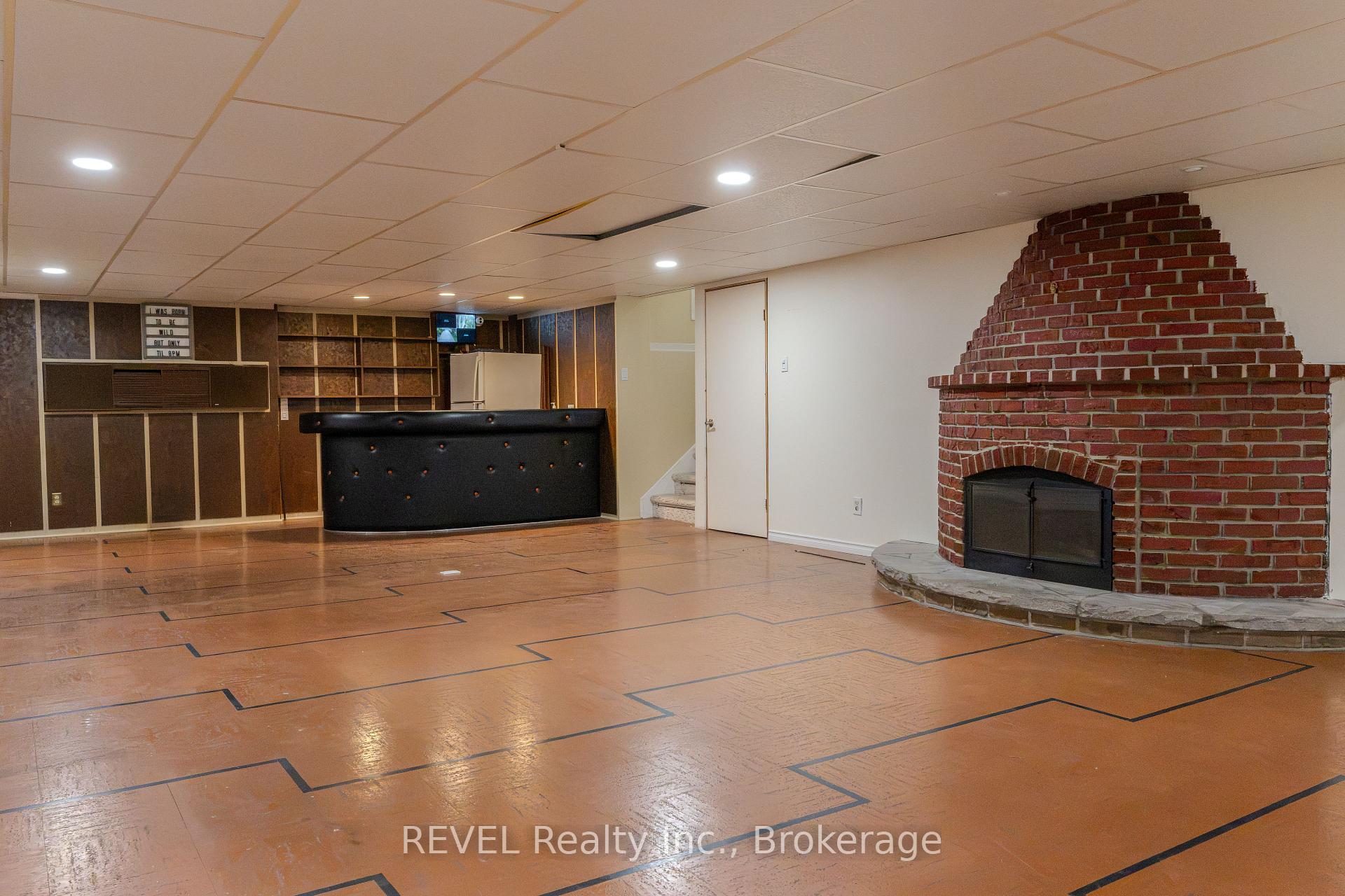 Photo 22 of 7285 Rolling Acres Crescent, Niagara Falls, Casey — HOMEH