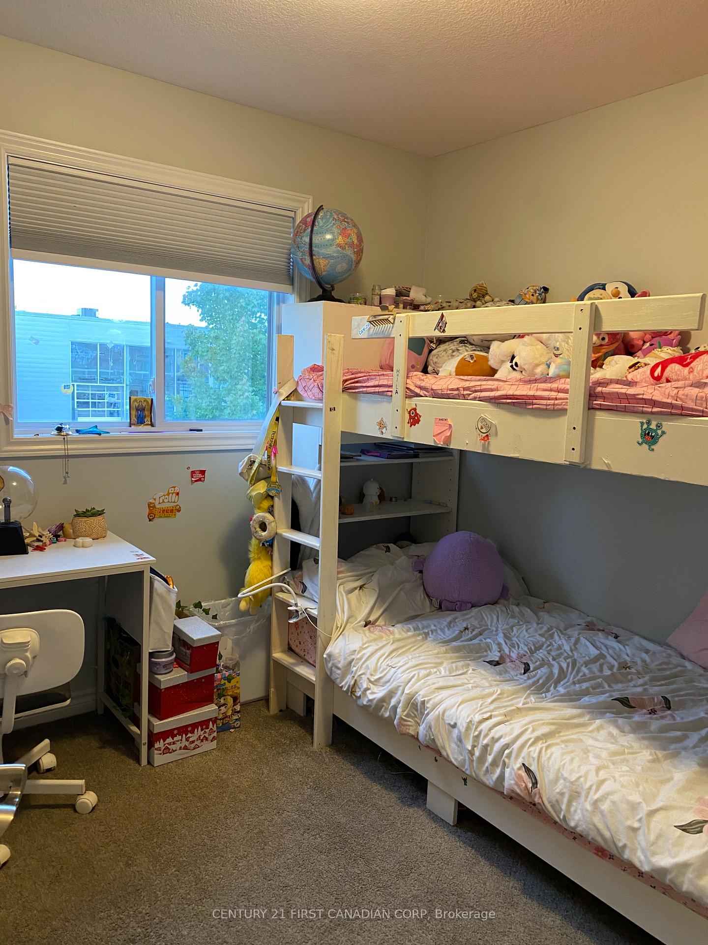 Photo 8 of Unit 20, 3400 Castle Rock Place, London, South W — HOMEH