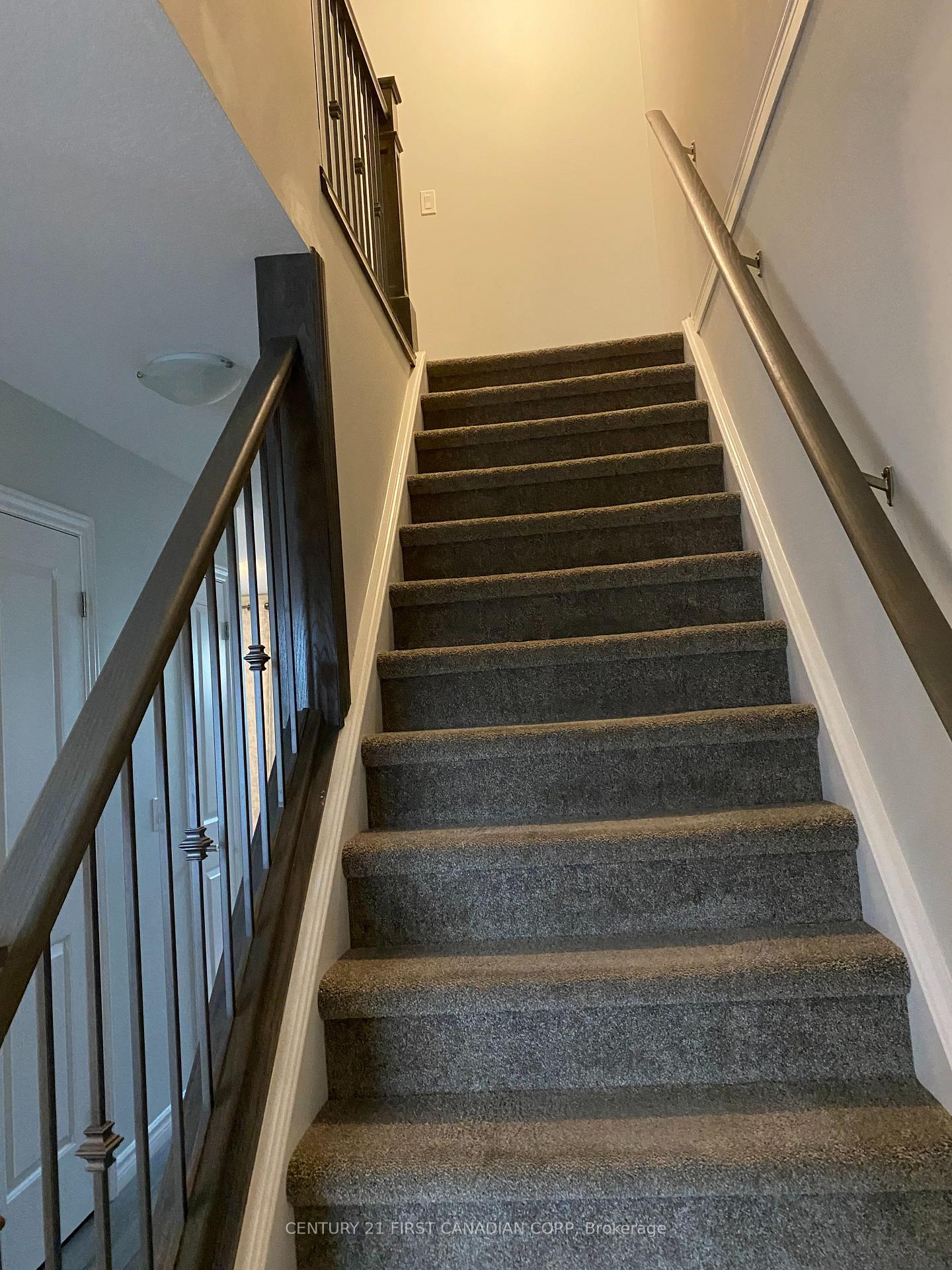 Photo 9 of Unit 20, 3400 Castle Rock Place, London, South W — HOMEH