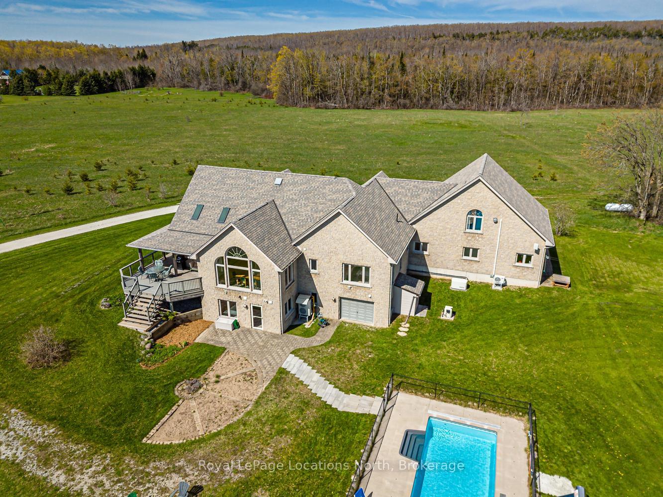 Photo 2 of 245337 22 Side Road, Meaford — HOMEH