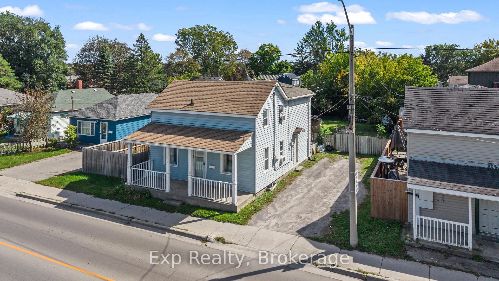 Photo of 79 College Street E