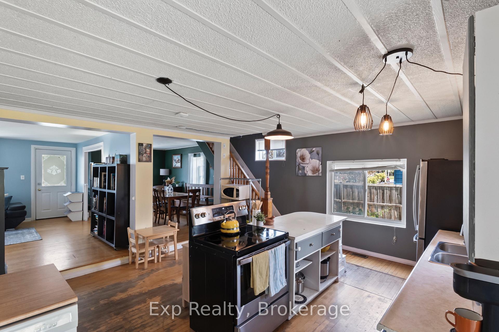 Photo 17 of 79 College Street E, Belleville, Belleville Ward — HOMEH