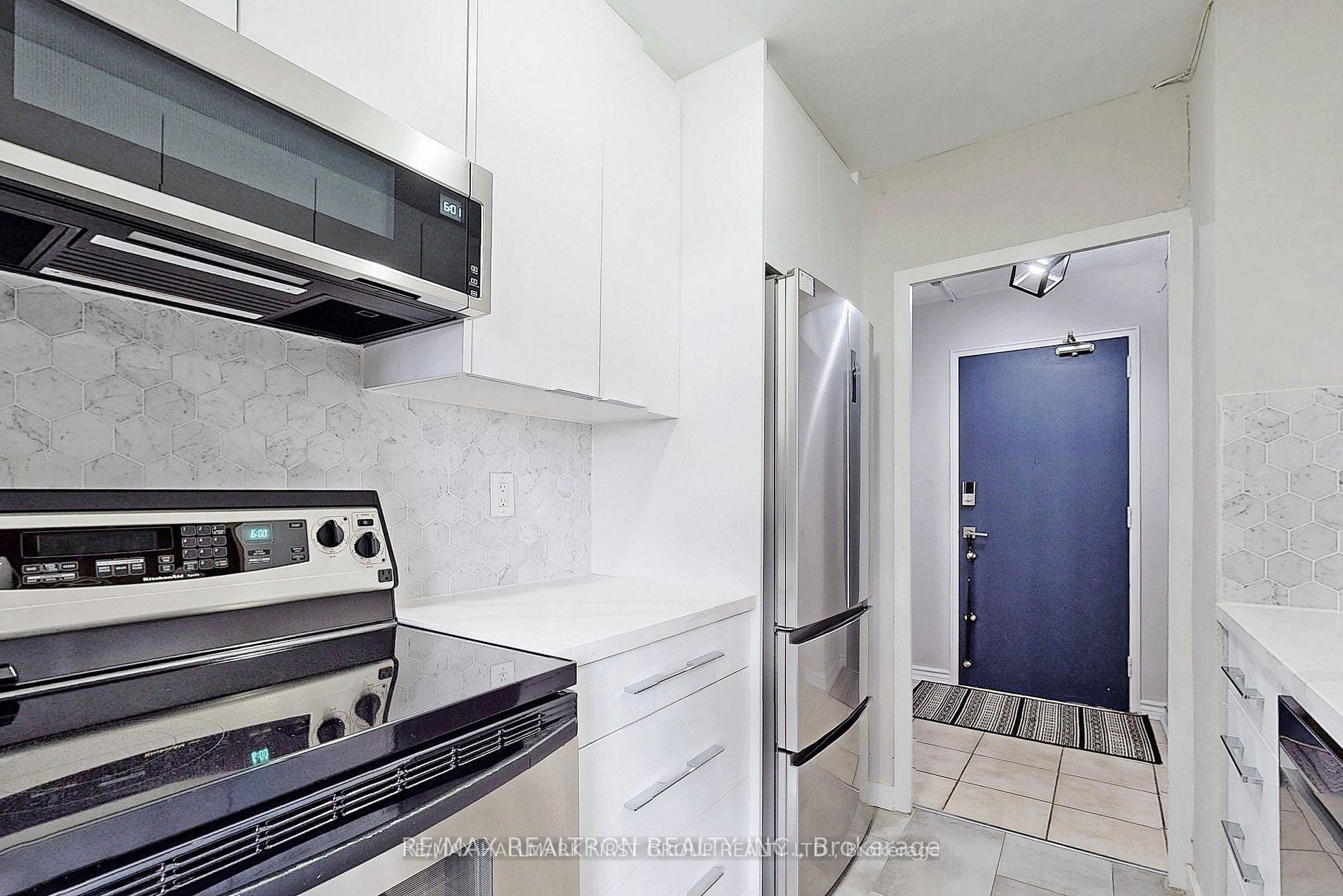 Photo 9 of Unit 803, 2245 Eglinton Avenue E, Scarborough, Ionview — HOMEH