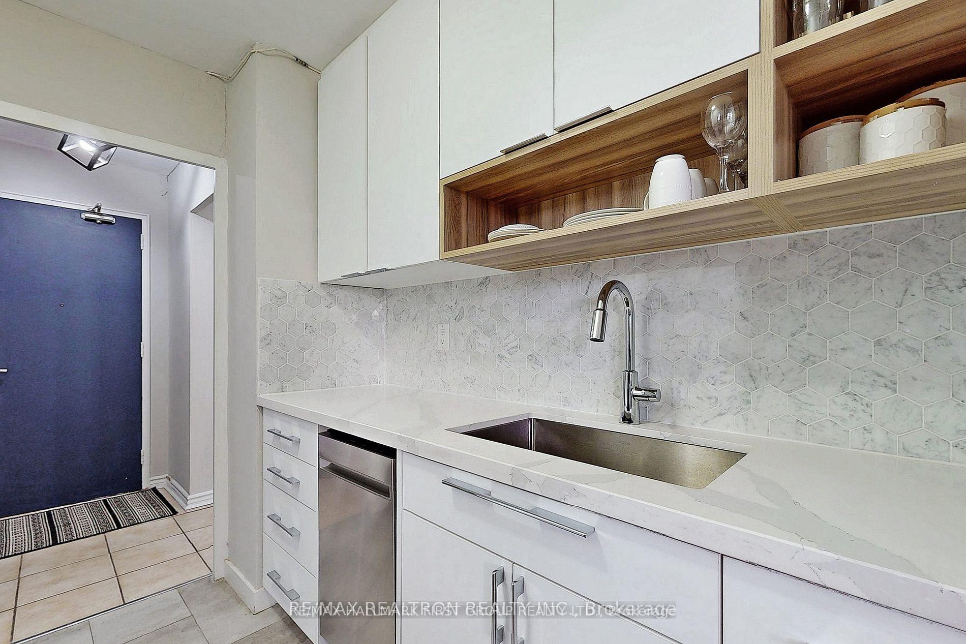 Photo 10 of Unit 803, 2245 Eglinton Avenue E, Scarborough, Ionview — HOMEH