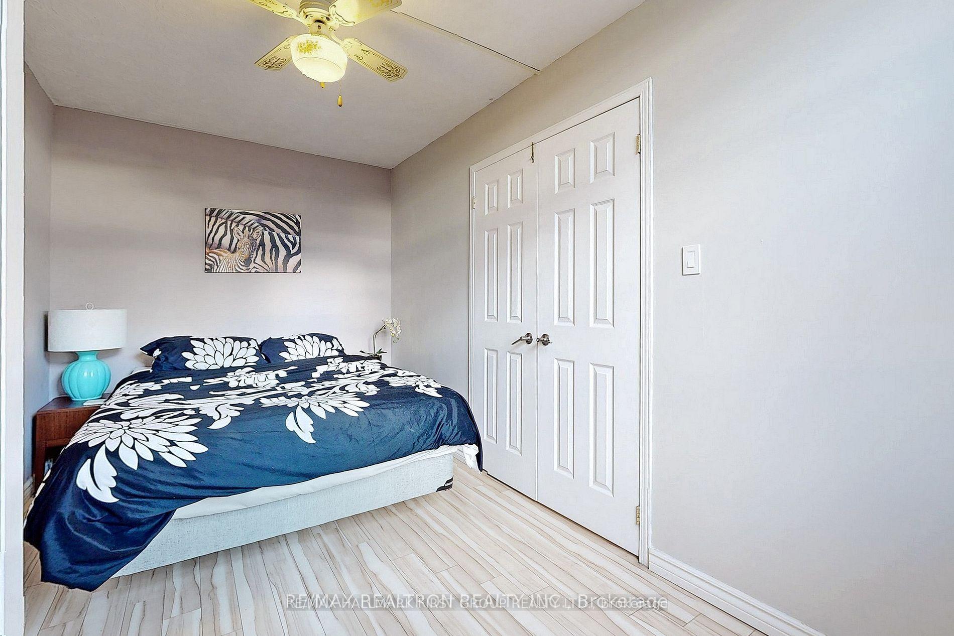 Photo 11 of Unit 803, 2245 Eglinton Avenue E, Scarborough, Ionview — HOMEH