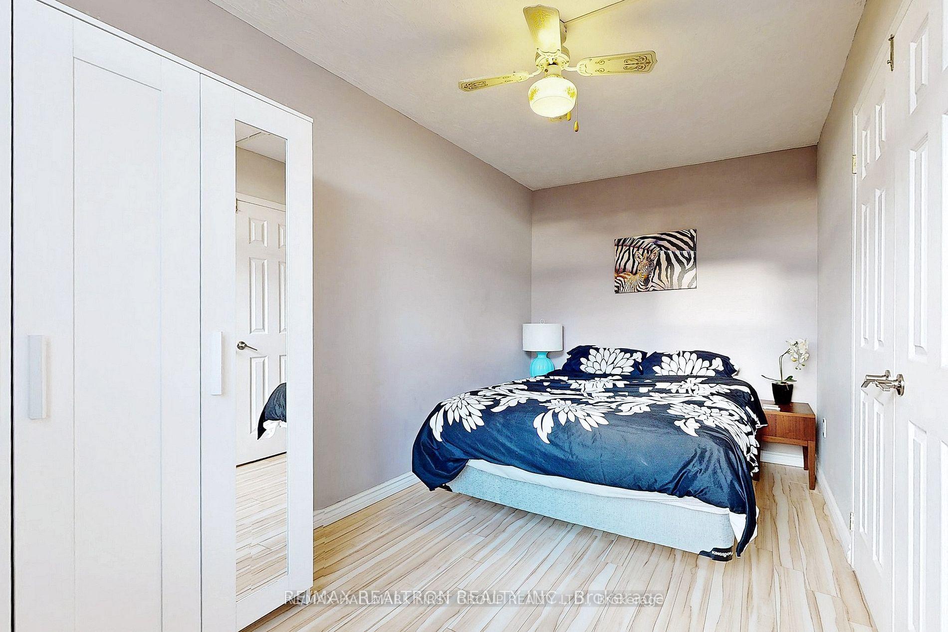 Photo 12 of Unit 803, 2245 Eglinton Avenue E, Scarborough, Ionview — HOMEH