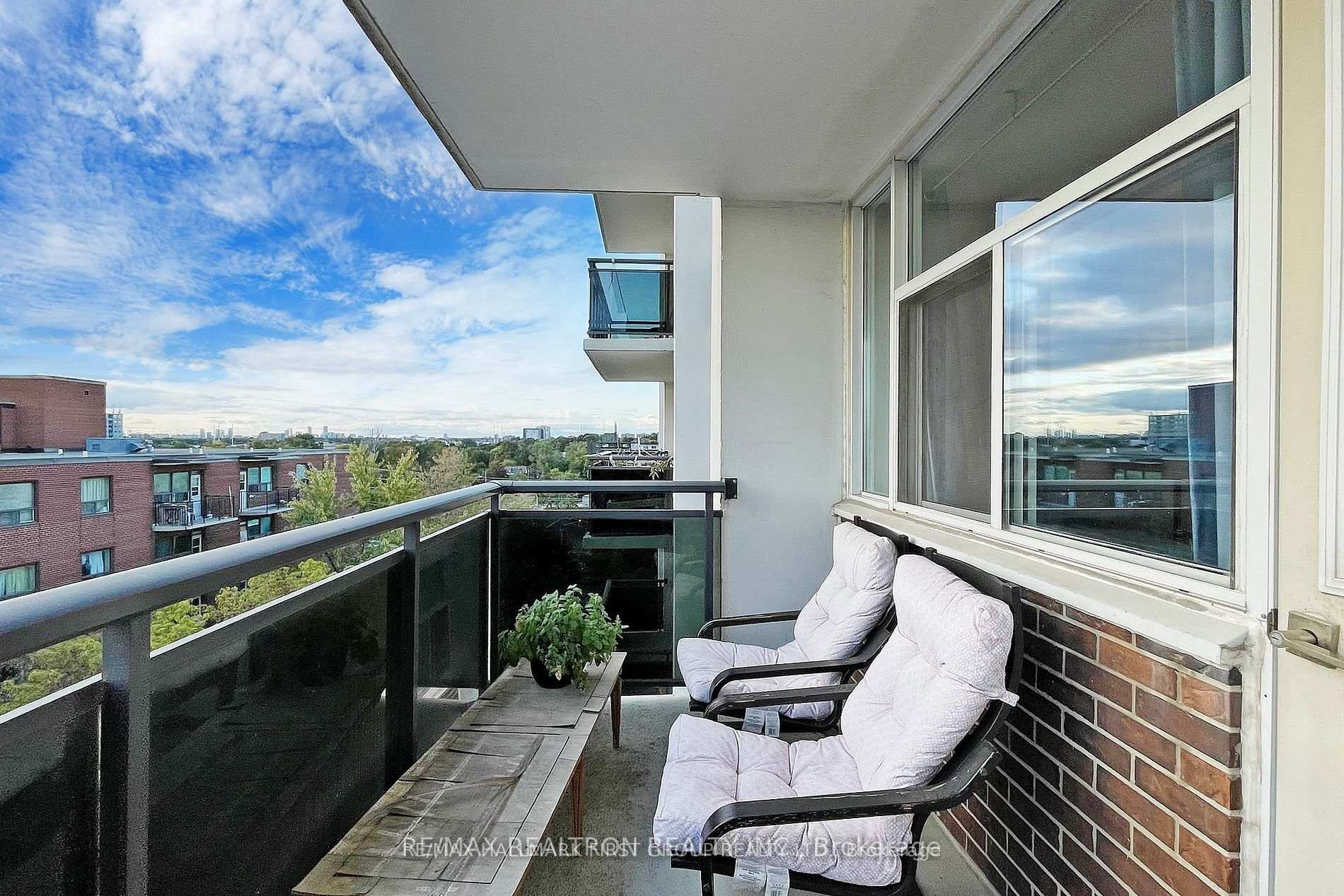 Photo 19 of Unit 803, 2245 Eglinton Avenue E, Scarborough, Ionview — HOMEH