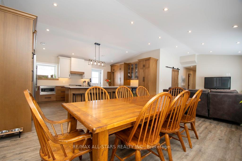 Photo 12 of 829 Peace Road, Kawartha Lakes, Emily — HOMEH