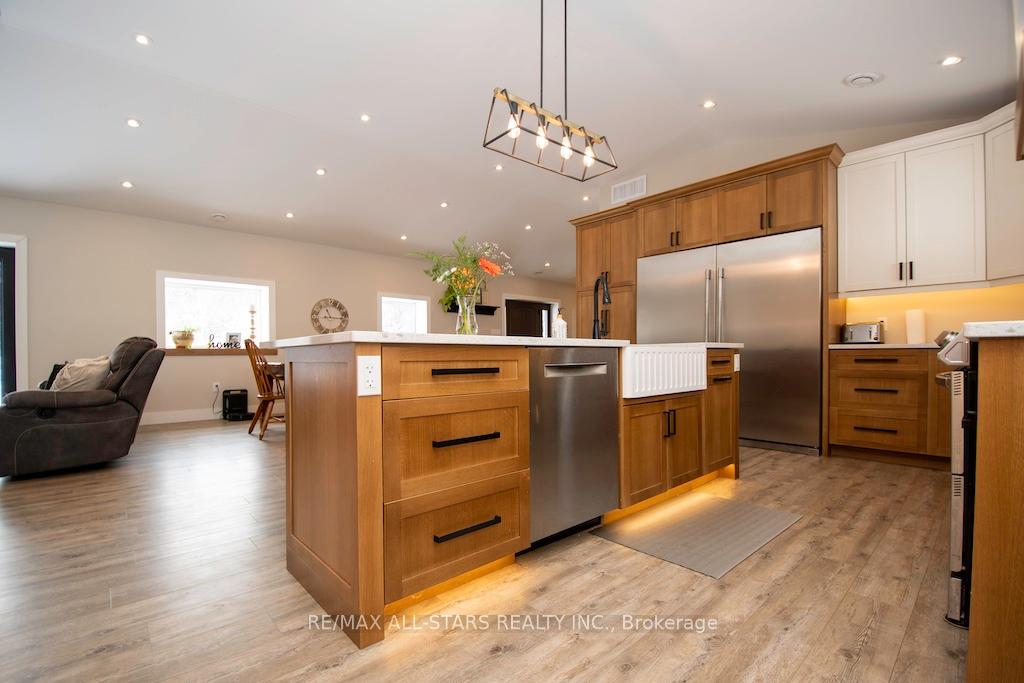 Photo 14 of 829 Peace Road, Kawartha Lakes, Emily — HOMEH