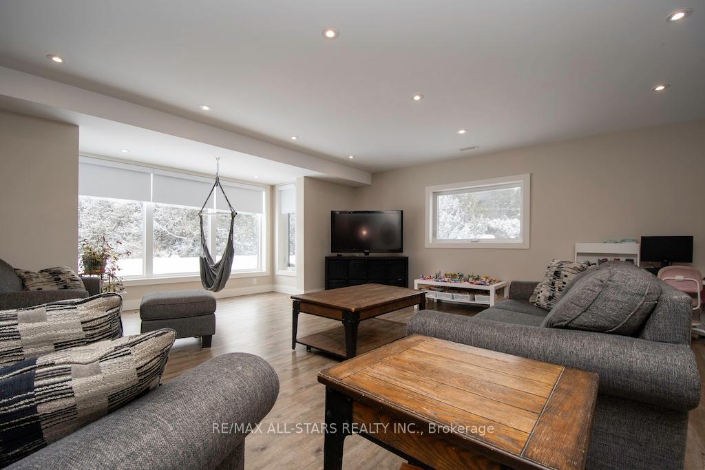 Photo 22 of 829 Peace Road, Kawartha Lakes, Emily — HOMEH