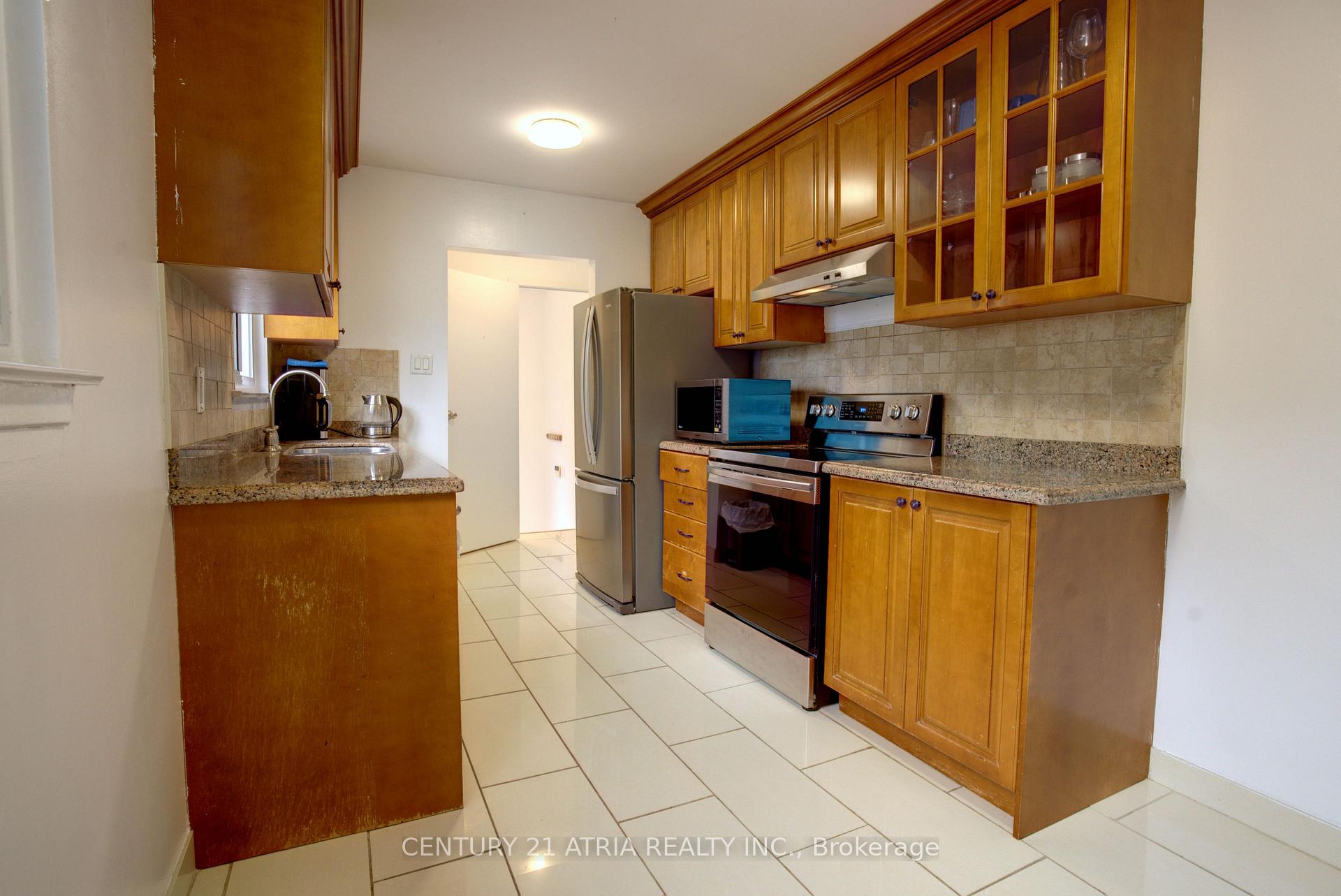 Photo 7 of 60 Snowshoe Crescent, Markham, German Mills — HOMEH