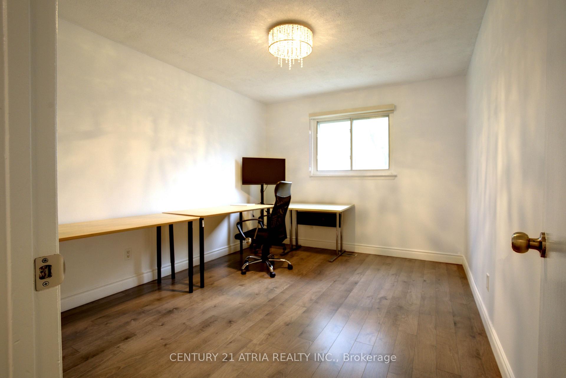 Photo 10 of 60 Snowshoe Crescent, Markham, German Mills — HOMEH