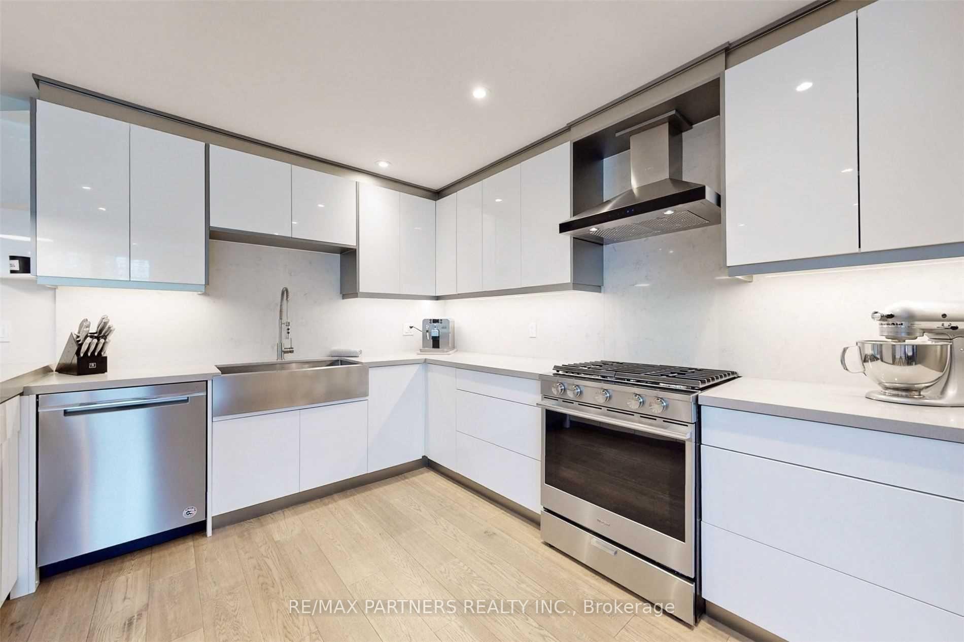 Photo 9 of 2722 Bur Oak Avenue, Markham, Cornell — HOMEH