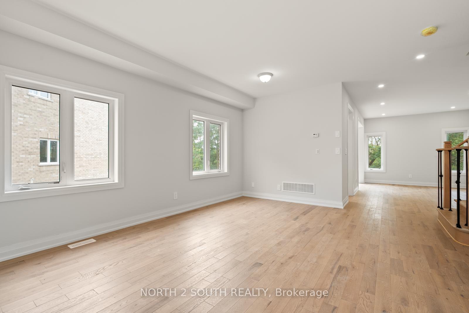 Photo 7 of 79 Virro Court, Vaughan, Elder Mills — HOMEH