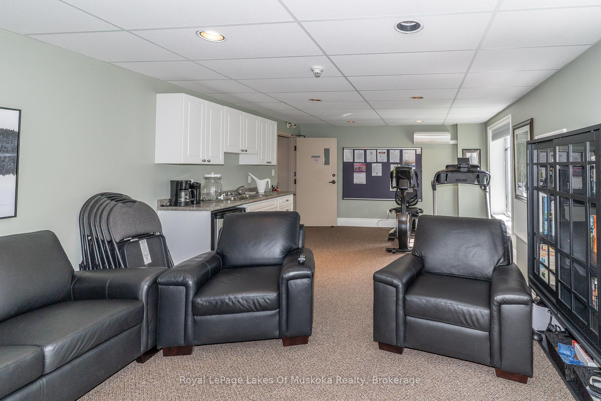 Photo 5 of Unit 403, 391 James Street W, Gravenhurst, Muskoka (S) — HOMEH
